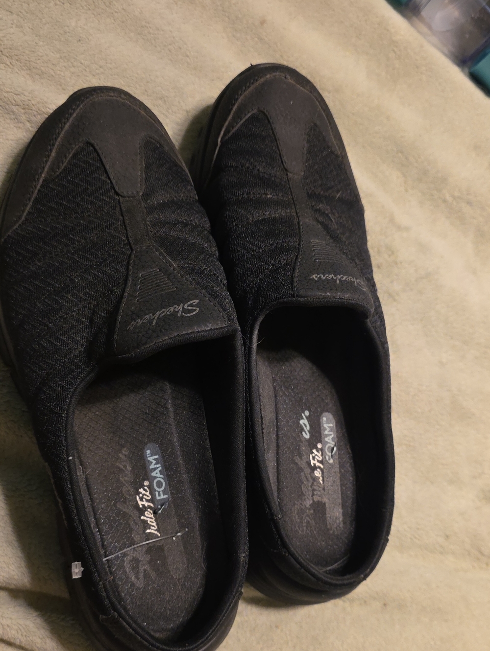 Skechers Black Slip-On Relaxed Fit Foam Loafers Size 10